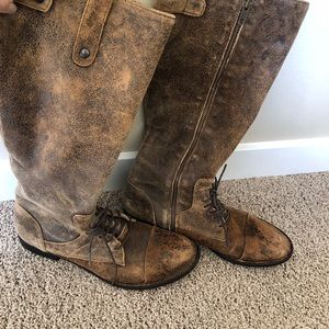 Fun vintage looking boots! Fall photo shoot 😉